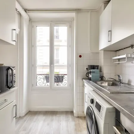 Guestready - Charming 1-Bedroom Apartment On A Beautiful Pedestrian Street Appartement Paris